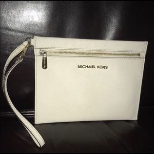 Michael Kors wristlet